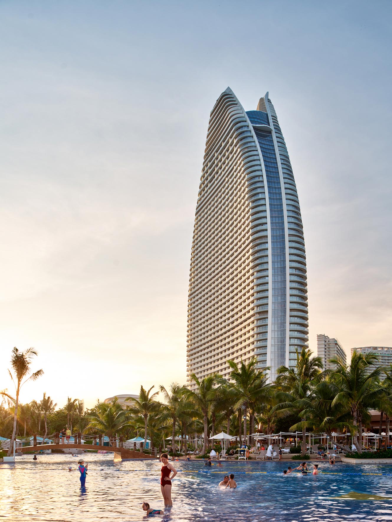 Owen Raggett, Architectural photographer Singapore. Atlantis Sanya Resort, China. Architectural, Interior photographer Singapore, Asia.