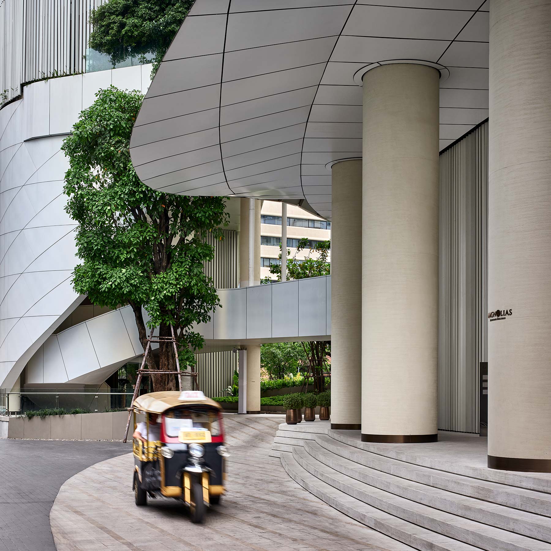 Owen Raggett, architectural photographer, Singapore. Waldorf Astoria Bangkok