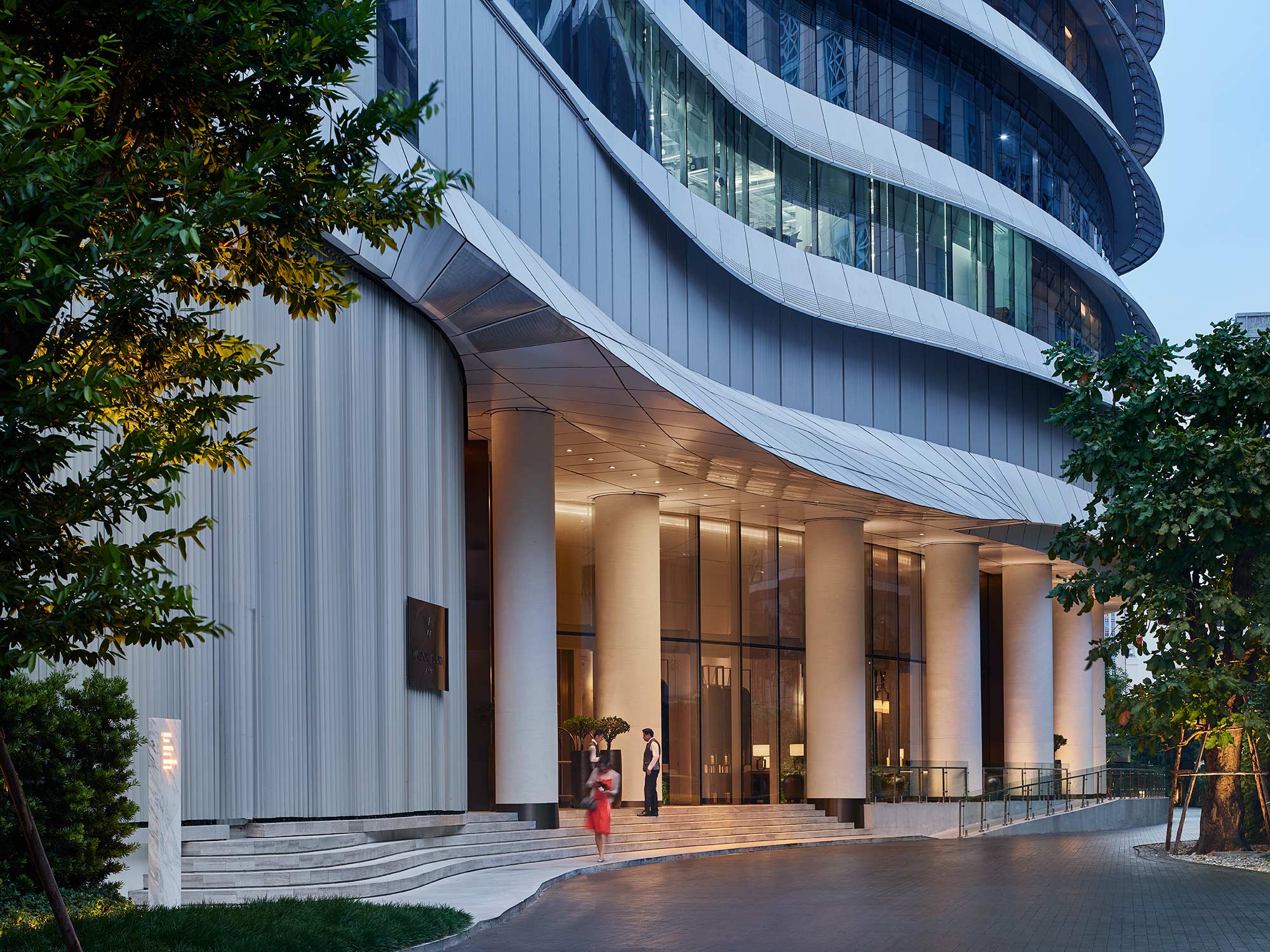 Owen Raggett, architectural photographer, Singapore. Waldorf Astoria Bangkok
