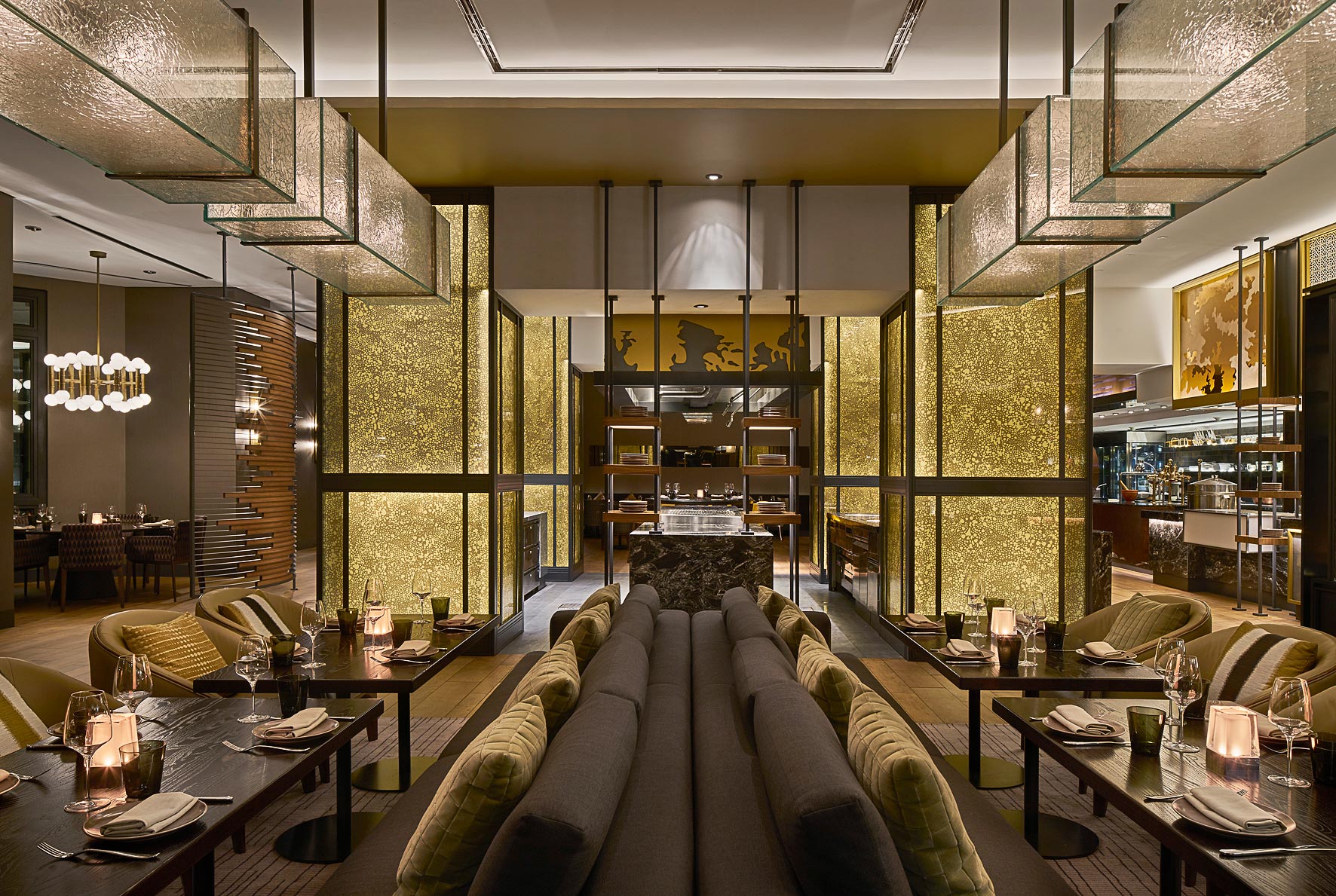 Four Seasons Hotel Doha . Architectural photographer Singapore 