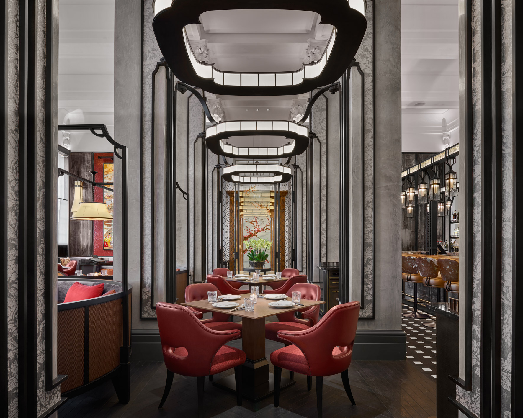 Owen Raggett,  architectural photographer Singapore. Four Seasons Hotel London. Architectural photographer Singapore 