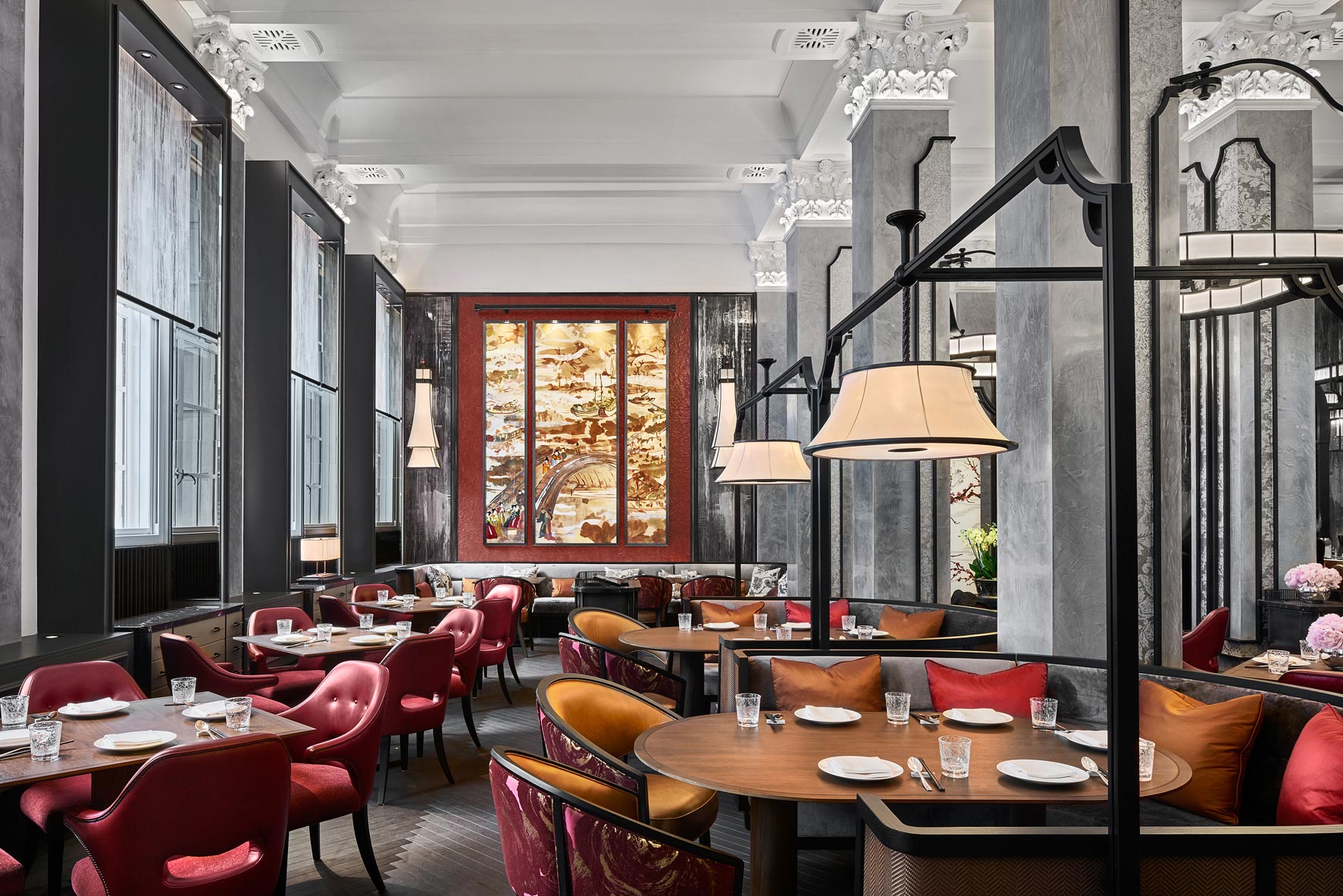 Owen Raggett,  architectural photographer Singapore. Four Seasons Hotel London. Architectural photographer Singapore 