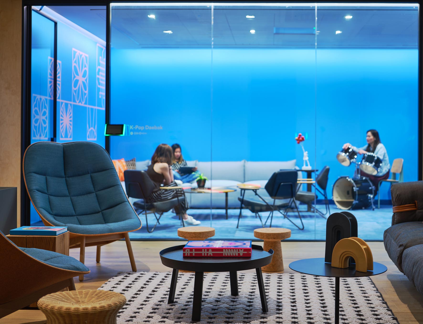 Owen Raggett,  architectural photographer Singapore. Spotify Office, Singapore, Asia